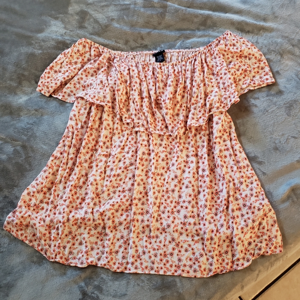Torrid off the shoulder floral top 2x